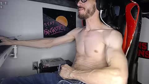 Snapshot of teninchty chatting on 10.02.25 Ty online show from 10.02.25