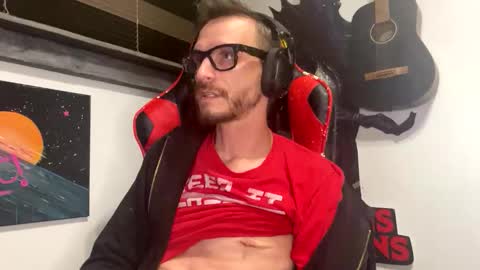 Snapshot of teninchty chatting on 11.21.25 Ty online show from 11.21.25