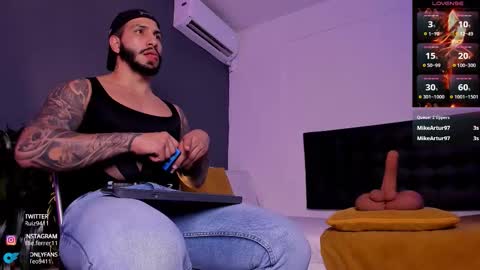 Teo Ferrer online show from 09.09.25