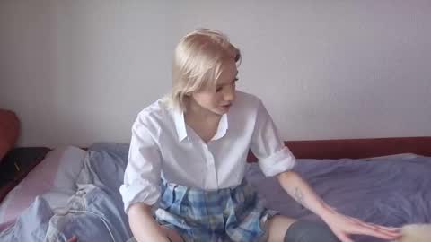 Anna online show from 02.16.26