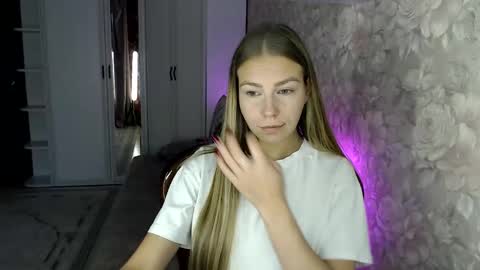 Snapshot of tess_wetyy chatting on 10.23.25 Violetta Ready for any play with you. Hottest show in pvt Bitcoin 1P8NuZxsaNsQTx7wJJJ7Ao1mic4nvJPVLC online show from 10.23.25