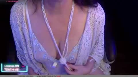 Snapshot of tessa_foxxx chatting on 05.29.26 tessa_foxxx online show from 05.29.26