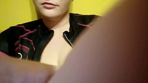 Tessa Renata online show from 11.11.25