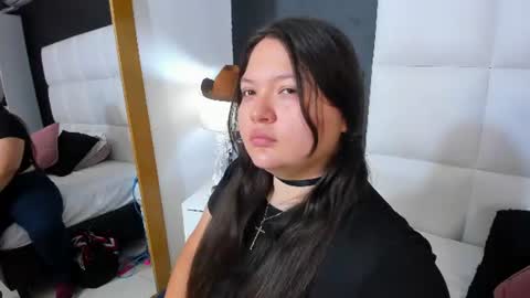 Snapshot of tessa_sinclaire chatting on 07.13.26 TERESA online show from 07.13.26