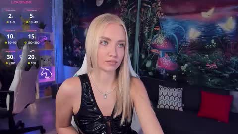 TessaHamilton online show from 10.14.25