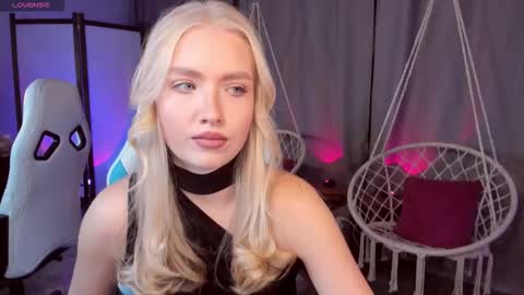 TessaHamilton online show from 11.16.25