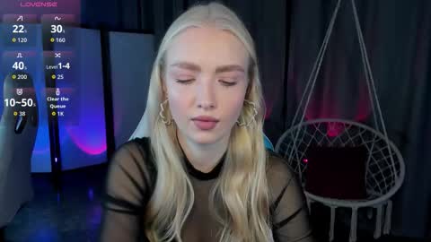 TessaHamilton online show from 11.30.25