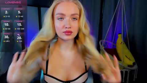 TessaHamilton online show from 02.10.26