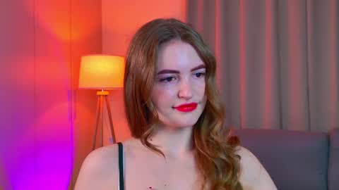 Snapshot of tesssahart chatting on 06.12.26 TessaHart online show from 06.12.26