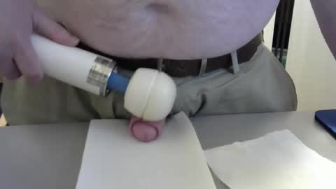 Snapshot of testechat chatting on 12.04.24 Test the Chat online show from 12.04.24