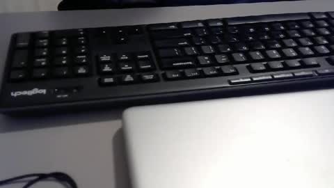 Snapshot of testechat chatting on 12.21.24 Test the Chat online show from 12.21.24