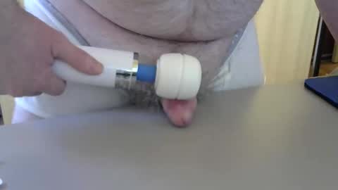 Snapshot of testechat chatting on 11.10.25 Test the Chat online show from 11.10.25