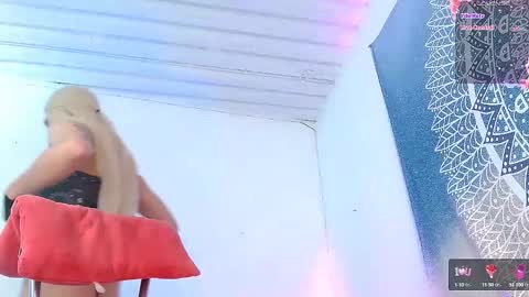 Snapshot of tevenwhiite chatting on 01.21.25 teven online show from 01.21.25