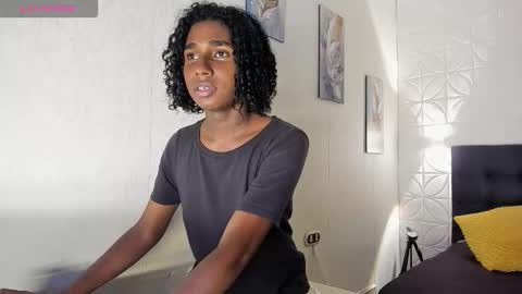 Snapshot of teylor_lovee chatting on 12.04.25 teylor_lovee online show from 12.04.25