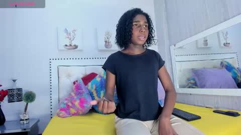 teylor_lovee online show from 12.21.25