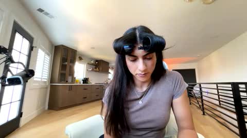 Snapshot of tgirltoesx chatting on 04.23.26 babygirlmami online show from 04.23.26