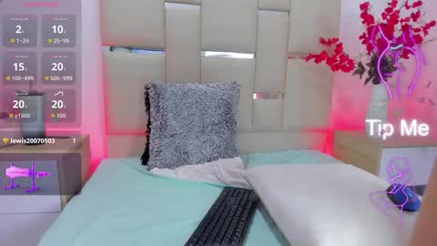 Thaily online show from 11.14.25