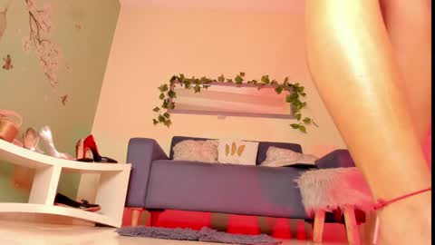 Thais online show from 01.29.25