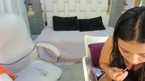 Snapshot of thalia_veyra chatting on 03.17.26 Thalia Veyra online show from 03.17.26