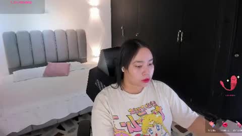 Snapshot of thaliabrooks_ chatting on 07.19.26 Thalia online show from 07.19.26