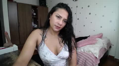 Snapshot of thaliacooper chatting on 01.18.26 online show from 01.18.26