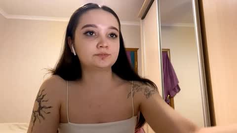 Yumi online show from 02.24.26