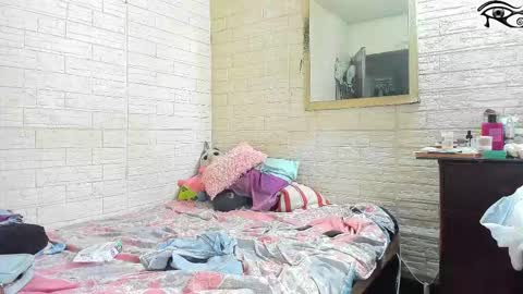 Thalia   online show from 01.17.26