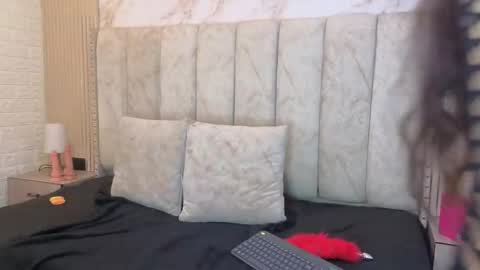 Snapshot of thaliavegas chatting on 05.25.26 Thalia online show from 05.25.26
