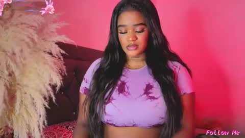 Snapshot of thalyanna_ebony chatting on 06.25.26 thalyanna_ebony online show from 06.25.26