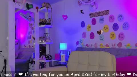 Snapshot of thamara_l11 chatting on 04.15.26 Dany online show from 04.15.26