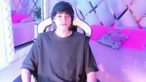 thanier_18 online show from 02.27.26