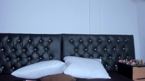 thara webstter online show from 10.14.25