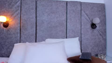 thara webstter online show from 12.02.25