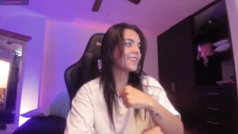 Paola online show from 03.04.25