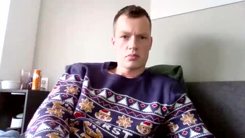 Snapshot of the___rocky200 chatting on 12.22.25 Dennis online show from 12.22.25