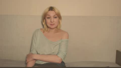 Snapshot of the_basic_instinctt chatting on 04.26.26 Eva online show from 04.26.26