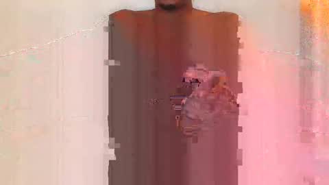 Snapshot of the_couple1 chatting on 11.26.25 the_couple1 online show from 11.26.25