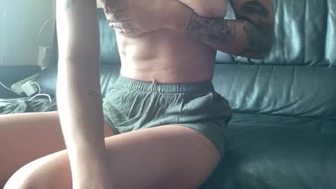 the_emmarouge online show from 10.02.25