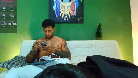 SCOTT  THEO  KAMERON  GENDERSON online show from 11.22.25