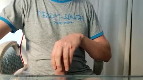 Snapshot of the_hard_baguette chatting on 01.07.25 La Baguette dure online show from 01.07.25