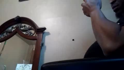 the_invincible_1 online show from 11.11.25