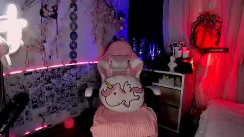 Snapshot of the_kitty_roxy chatting on 09.10.25 ... ... online show from 09.10.25