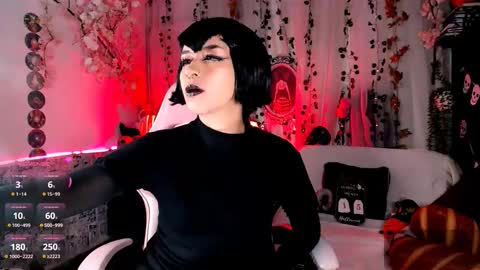 Snapshot of the_kitty_roxy chatting on 10.16.25 ... ... online show from 10.16.25