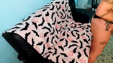 lina luna online show from 12.16.25