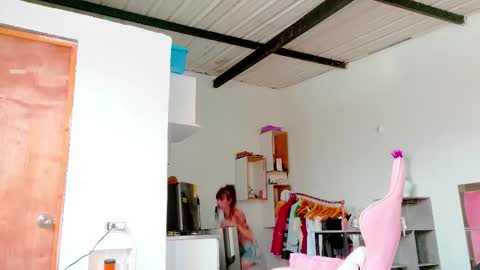 Snapshot of the_queen_aleja chatting on 03.12.26 IGAleja queen1 online show from 03.12.26