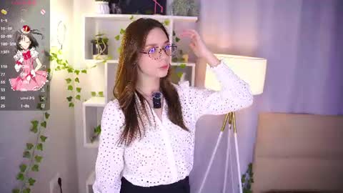 Snapshot of the_truewoman_show chatting on 07.23.26 My name is Cynthia and Im very happy to see you in my sweet room online show from 07.23.26