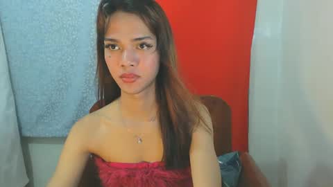 thea121698 online show from 10.12.25