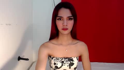 thea121698 online show from 11.02.25