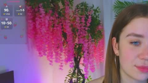 im Grace  turn up the sounds on your device... to hear my sweet moans online show from 04.01.26