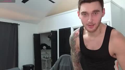 Snapshot of thebrentsavage chatting on 01.12.26 thebrentsavage online show from 01.12.26